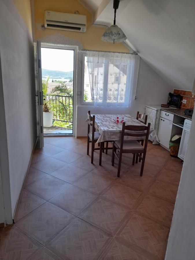 Eleni Tivat Exterior foto